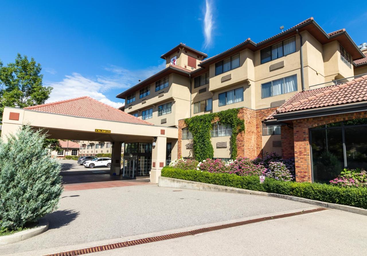 Hotel Kelowna & Conference Centre Exteriör bild